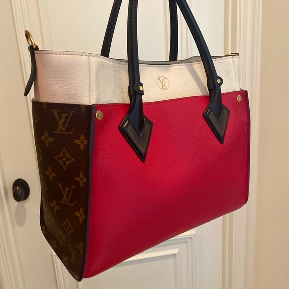 Louis Vuitton Handbag - Picture 5 of 10